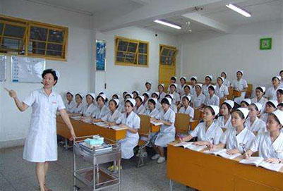 貴陽衛(wèi)生職業(yè)學(xué)校護(hù)理專業(yè)報(bào)考要求是什么