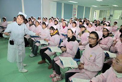 貴陽衛(wèi)生學(xué)校招生對于男生對護(hù)理專業(yè)的選擇怎么樣