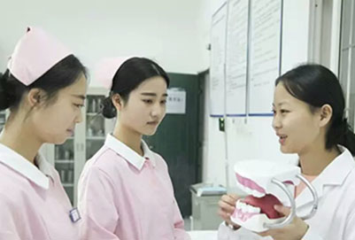 問：如果初中生想要學(xué)護(hù)理，主要會(huì)學(xué)什么