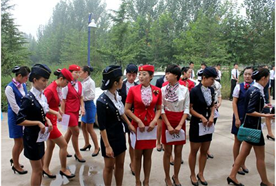 選擇高報讀貴陽高鐵學校乘務員需要什么條件