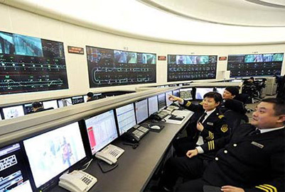 貴陽鐵路專業(yè)學校：乘務員如何注意和乘客交流