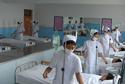 貴陽衛(wèi)生學校：在國外護士就業(yè)前景