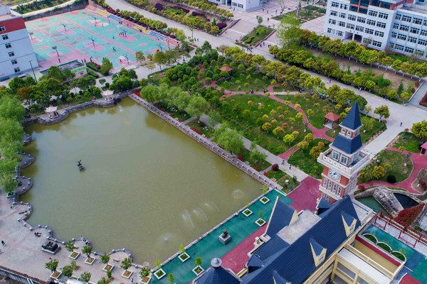 四川成都汽修學(xué)校