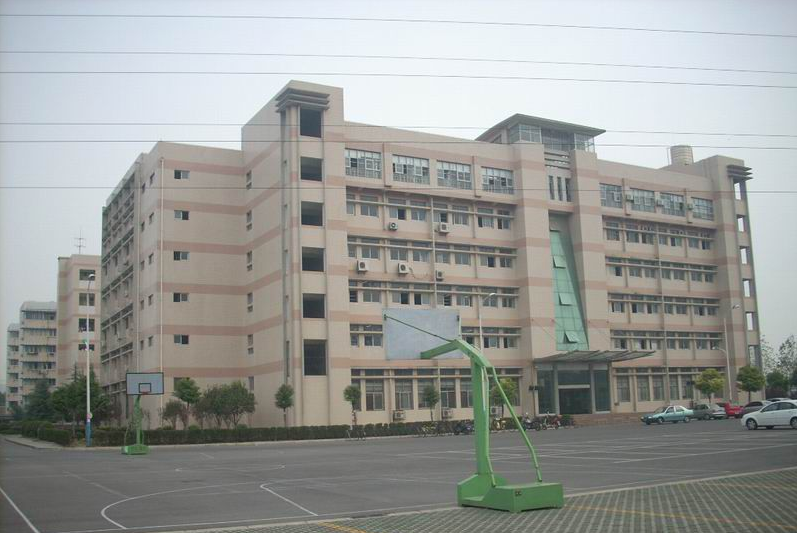 武漢市體育運動學(xué)校