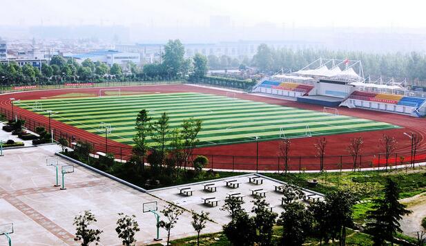 隨州市高級技工學(xué)校環(huán)境圖
