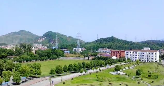 赤壁機(jī)電信息技術(shù)學(xué)校有哪些專業(yè)、招生專業(yè)