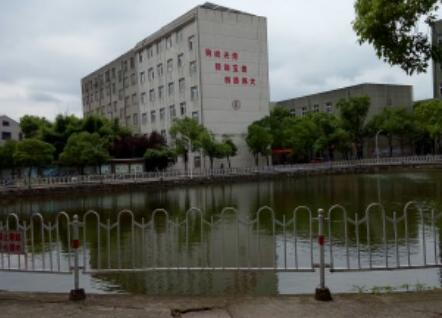 孝感市高級(jí)技工學(xué)校環(huán)境圖
