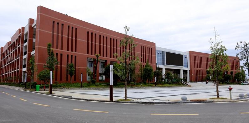 荊州市勞動就業(yè)中等專業(yè)學校怎么樣、好不好