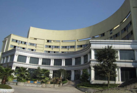 信陽工業(yè)學校