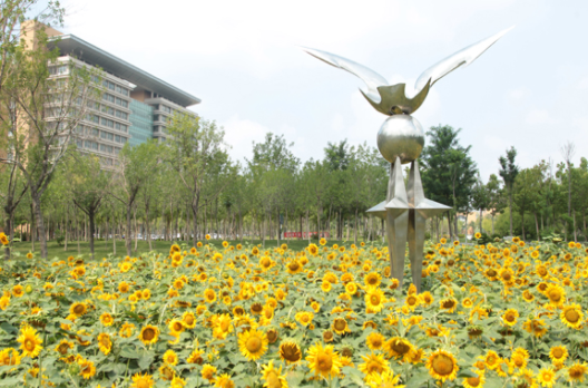 青島建國職業(yè)學校