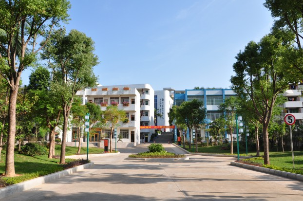 番禺區(qū)新造職業(yè)技術(shù)學(xué)校學(xué)費(fèi)多少、學(xué)校收費(fèi)標(biāo)準(zhǔn)