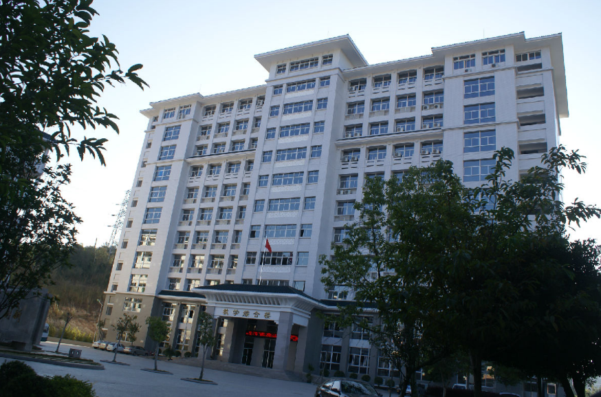 潮州市東方科技學(xué)校宿舍環(huán)境、寢室環(huán)境
