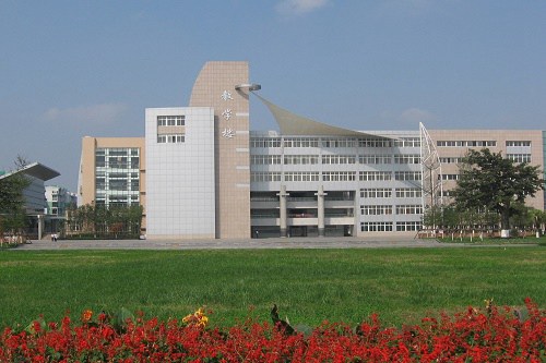貴陽市城鄉(xiāng)建設(shè)學(xué)校報名要求高嗎