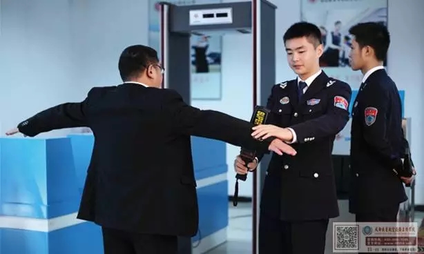 成都航空學(xué)校安檢專業(yè)