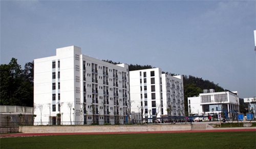 四川省蒲江縣職業(yè)中學教學大樓