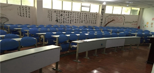 成都信息技術(shù)學(xué)校圖片、照片
