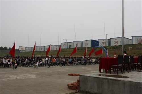 北川羌族自治縣七一職業(yè)中學圖片、照片