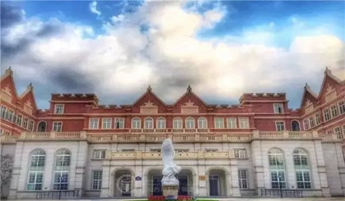 成都金堂航空學校美麗校園圖片