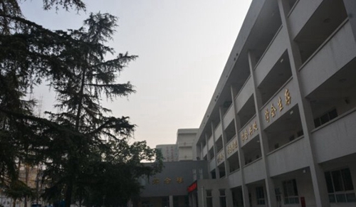 成都技師學院南校區(qū)（崇州技師學院）蜀州路校區(qū)綜合樓
