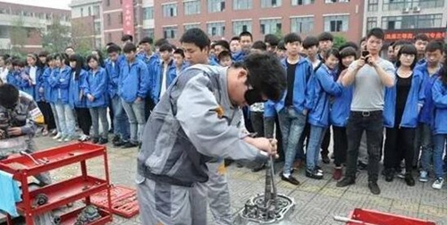 四川省邛崍市職業(yè)教育中心（成都技師學(xué)院邛崍分院）技能大賽現(xiàn)場(chǎng)