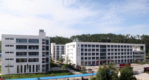 四川省蒲江縣職業(yè)中專學(xué)校、蒲江縣技工學(xué)校、成都工業(yè)職業(yè)技術(shù)學(xué)院南校區(qū)遠(yuǎn)景