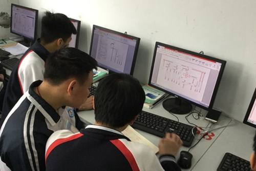 瀘州市江南職業(yè)中學(xué)校（瀘州江南職高）計算機實訓(xùn)