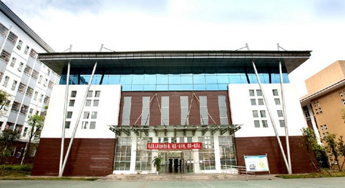 四川省屏山縣職業(yè)技術(shù)學(xué)校(宜賓職業(yè)技術(shù)學(xué)院屏山分院)體育館