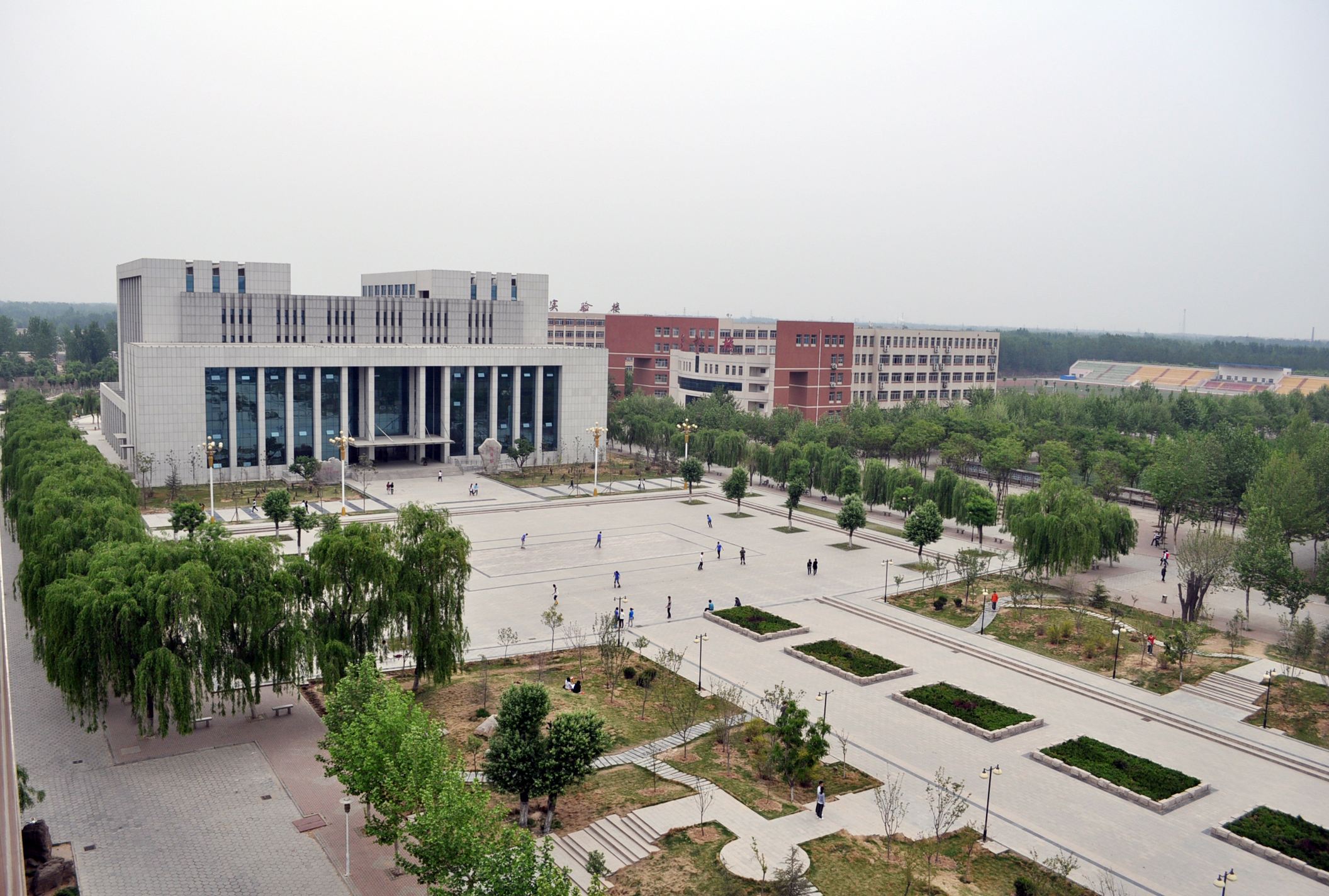 重慶市醫(yī)藥衛(wèi)生學(xué)校校園景觀(guān)