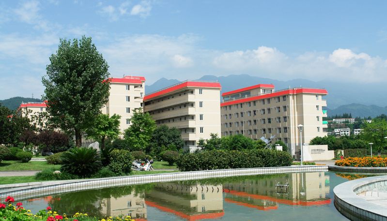 重慶長壽衛(wèi)生學校校園景觀