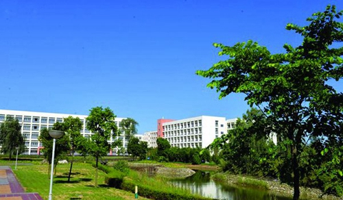 四川水利職業(yè)技術(shù)學(xué)院羊馬校區(qū)教學(xué)樓