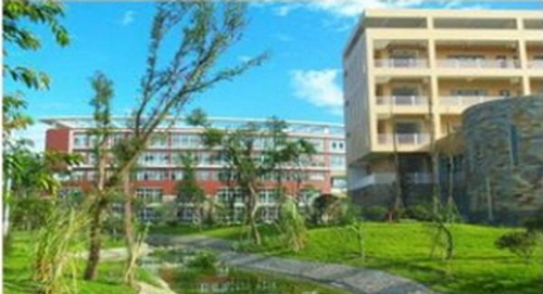 四川藝術(shù)職業(yè)學(xué)院校園景色