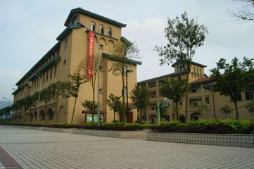 重慶輕工職業(yè)學(xué)院的側(cè)面照