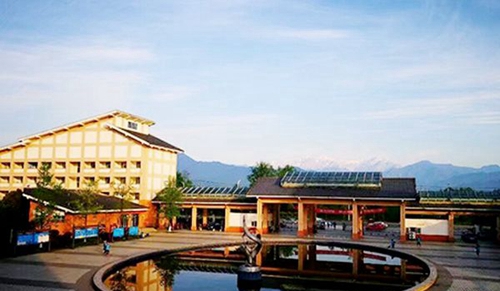 都江堰市職業(yè)中學校園景觀