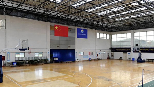 四川省簡陽市高級職業(yè)中學風雨球場