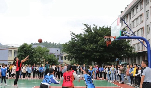 四川省珙縣職業(yè)技術(shù)學(xué)校(珙職校)籃球運(yùn)動會（3）