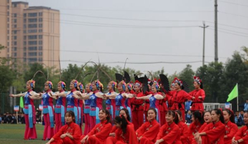 溫江區(qū)燎原職業(yè)技術(shù)學(xué)校陽(yáng)光體育節(jié)4