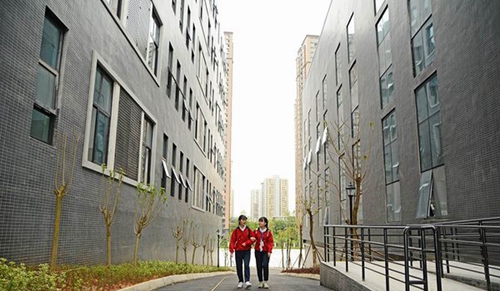 成都市現(xiàn)代職業(yè)技術(shù)學(xué)校學(xué)校新校區(qū)8