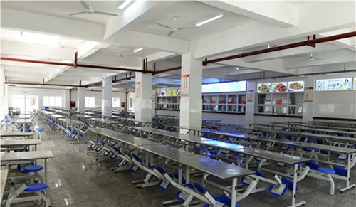 四川礦產(chǎn)機電技師學院學生餐廳
