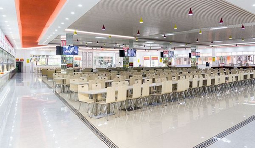 成都電腦學校新華食堂一角2