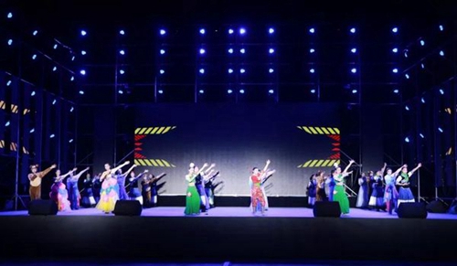 四川省高縣職業(yè)技術(shù)學(xué)校舞蹈《踩呀踩》3