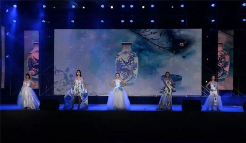  四川省高縣職業(yè)技術(shù)學(xué)校走秀《服裝秀》20