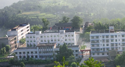 巴中市巴州區(qū)化成職業(yè)中學(xué)校園全貌