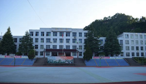 平昌縣西興職業(yè)中學雅德樓