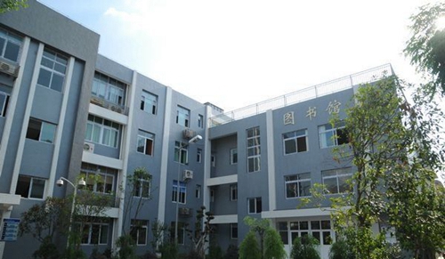 大竹縣職業(yè)中學圖書館