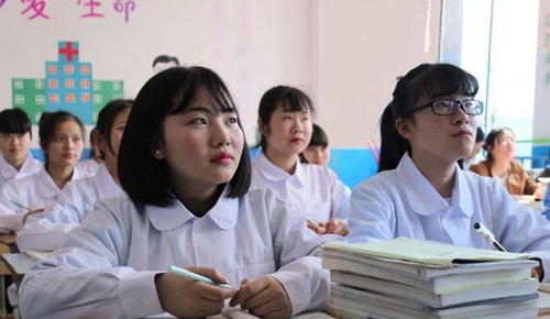 達(dá)州全星職業(yè)技術(shù)學(xué)校高級(jí)護(hù)理