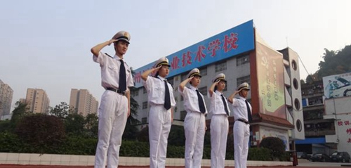 達(dá)州遠(yuǎn)航職業(yè)技術(shù)學(xué)校海員、海事乘務(wù)2