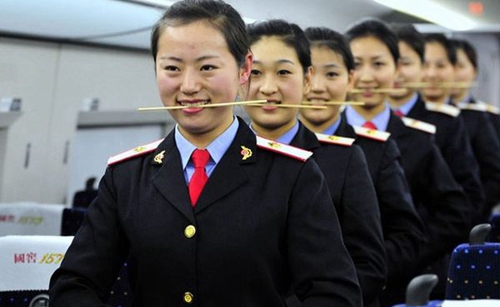 達(dá)州遠(yuǎn)航職業(yè)技術(shù)學(xué)校微笑練習(xí)