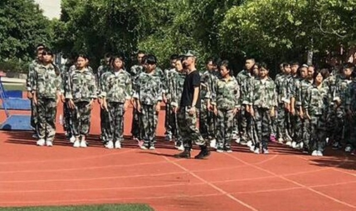 遂寧鴻圖電子電路技術職業(yè)學校軍訓