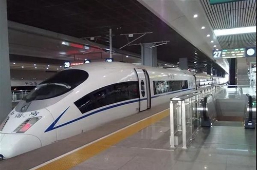 達(dá)州百島湖職業(yè)技術(shù)學(xué)校旅游服務(wù)與管理2