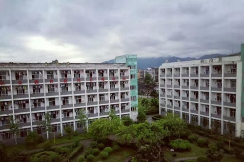 四川省敘永縣職業(yè)高級中學(xué)校學(xué)生寢室